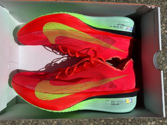 Nike ZOOMX  VAPORFLY 4 (New)