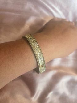 Elegant Indian Gold-Tone Textured Bangle Bracelet