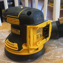 20-Volt MAX XR Cordless Brushless 5 in. Random Orbital Sander (Tool-Only)