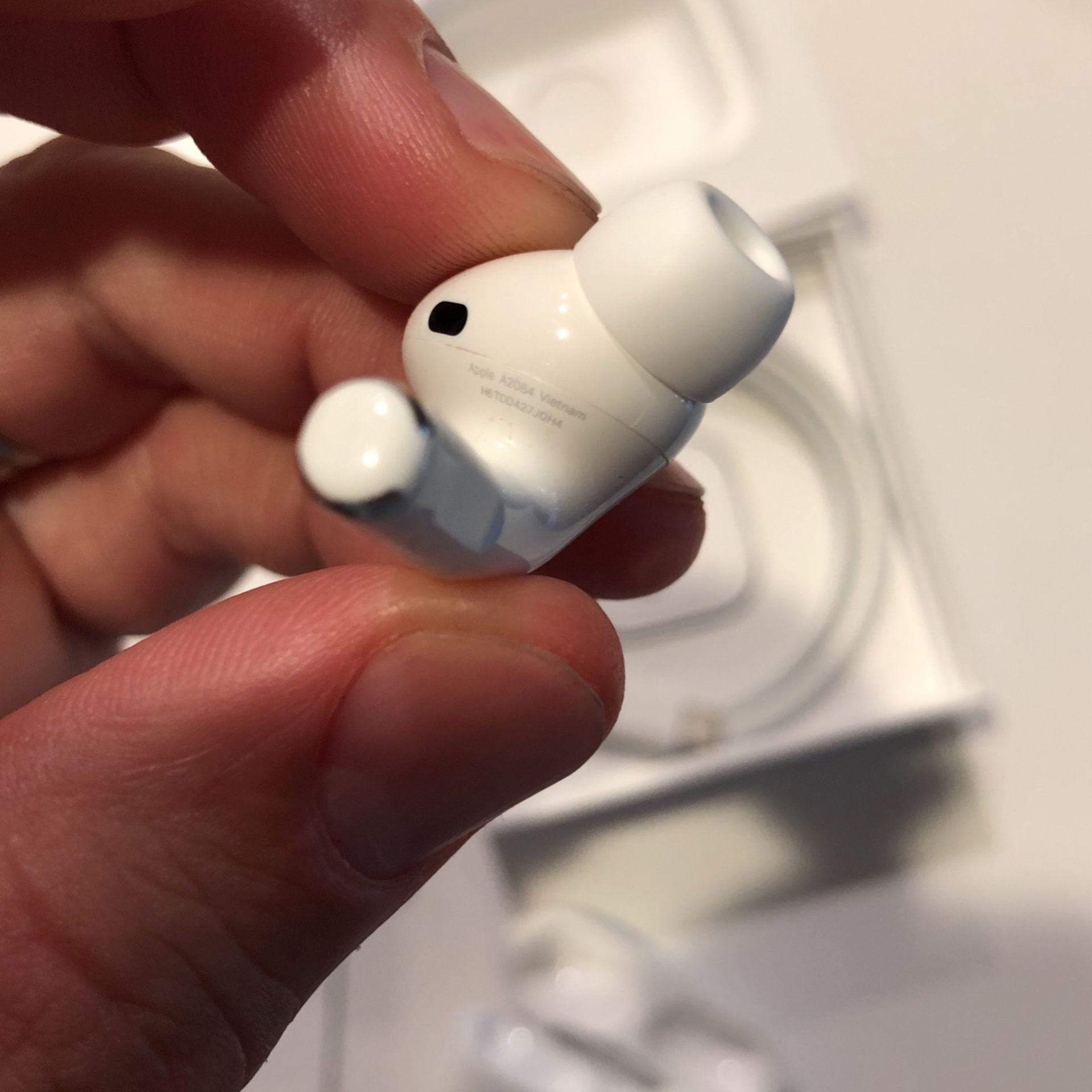 AirPods Pro Wireless Charging Case - MWP22AM/A for Sale in Downers 