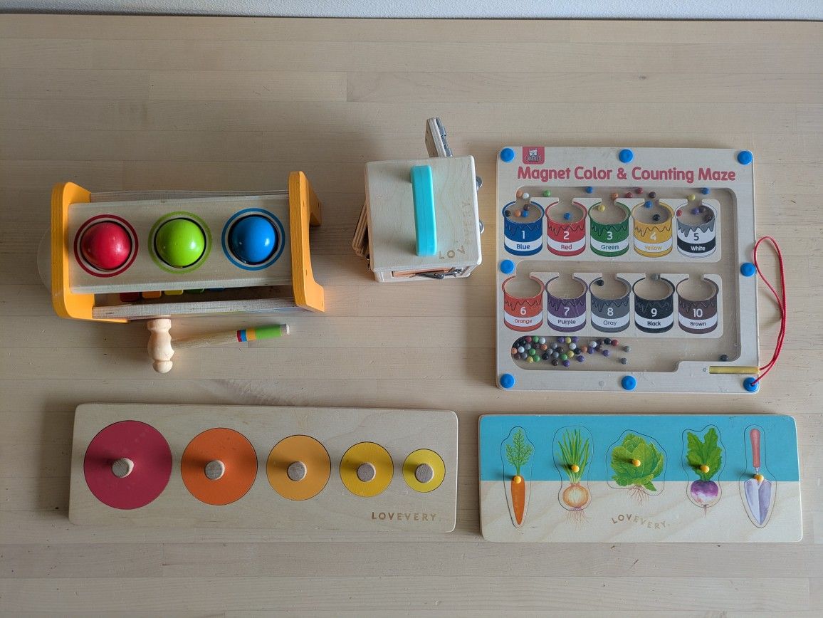 Wooden Toy And Puzzle Bundle - 5 Pieces