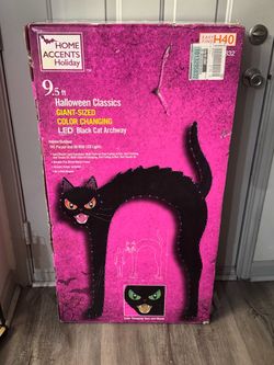 Home Accents Holiday 9.5 ft LED Black Cat Archway