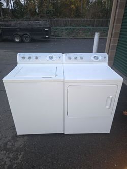 GE Washer and Dryer Set