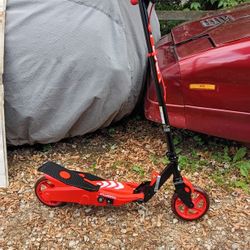 Yvolution Kids Step Scooter WORKS GREAT 