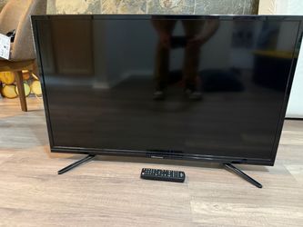 Hisense Flat Screen TV with Remote
