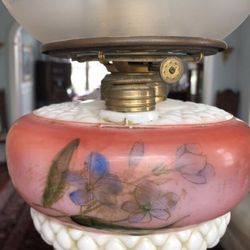 Vintage Kerosene Lamp Antique! A Beauty!