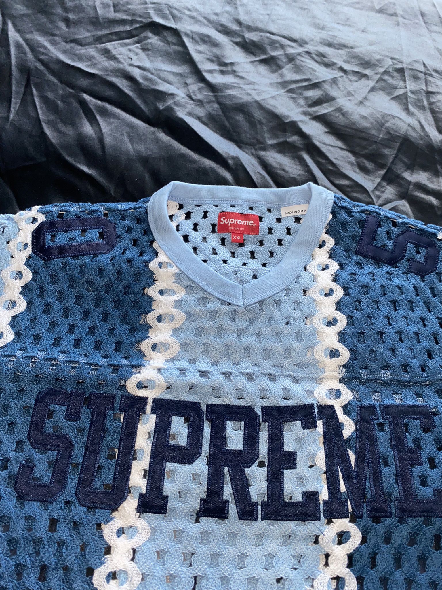 Mens Supreme Jersey for Sale in Brooklyn, NY - OfferUp