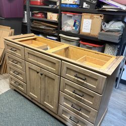 Custom Bathroom Vanity Cabinet 