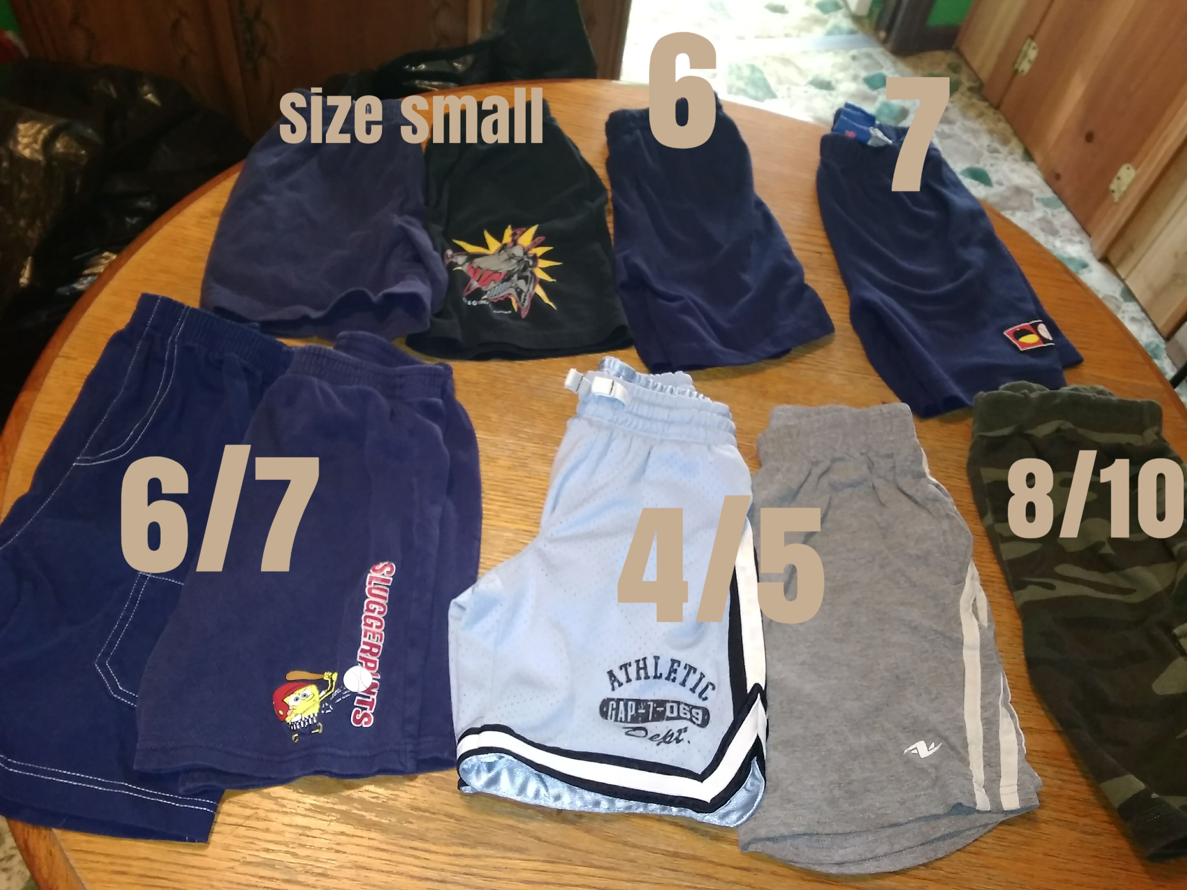 Boy clothes (sizes on pictures)