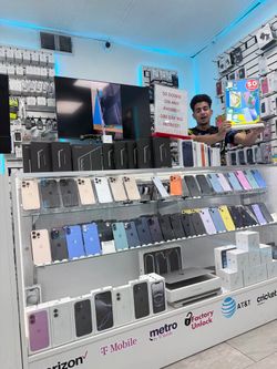 Unlocked iPhones & Samsungs Under $150