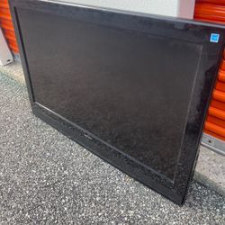 🔥 Apex 40" LCD HDTV – No Stand – MUST GO