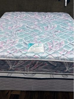 USED QUEEN SIZE mattress only