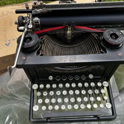 Vintage Typewriter 