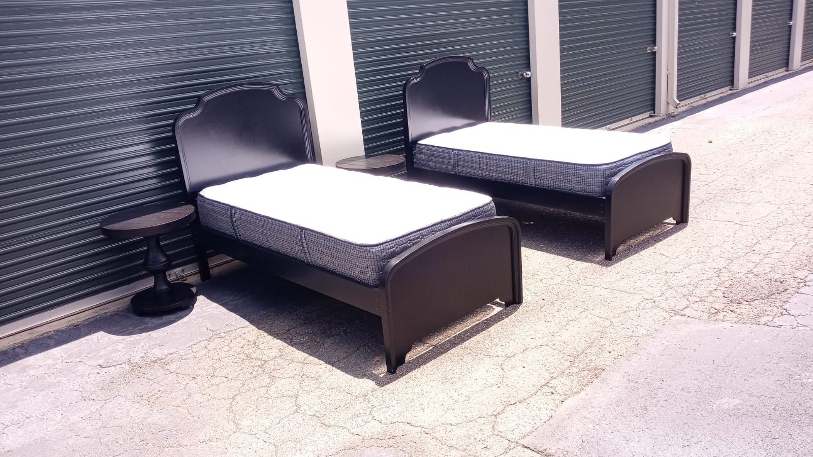 Excellent condition 2 Twin Beds With Mattresses and 2 Side Table Black Color