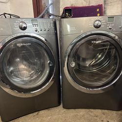 Electrolux Washer And Electric Dryer 