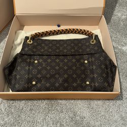 Louis Vuitton Brown Monogram Shoulder Bag 