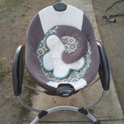 !! Baby Swing By Graco 