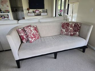 Elegant love seat