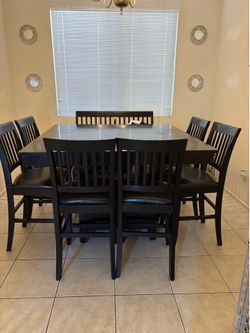 Dinning table