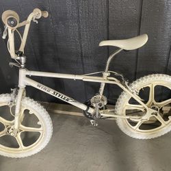 Vintage BMX Hutch Windstyler 