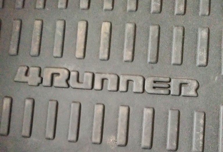 Toyota 4runner Cargo Mat