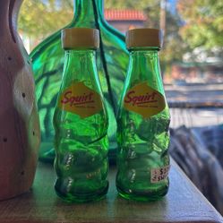 Vintage Green Squirt Salt/Pepper Shakers
