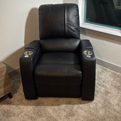 Black leather Recliner
