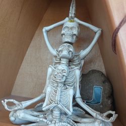 Cool table top yoga statue