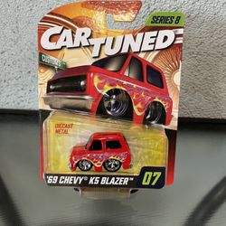CarTuned Series 8 Mainline '69 Chevy K5 Blazer Customs # 07 Car Tuned