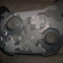 XBOX ONE CONTROLLER 
