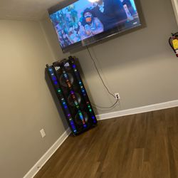 65 Inc Onn Smart Tv