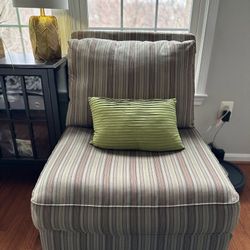 Armless Slipper Chair With Wooden Legs - Mint Condition