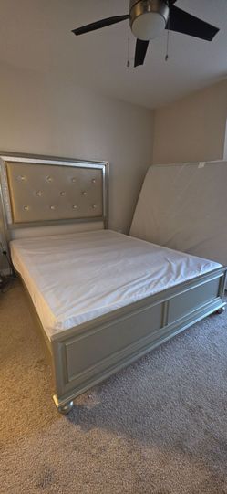 3pc Queen Bedroom Set