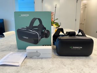 Moving Sale – VR SHINECON Virtual Reality Glasses Headset with Remote