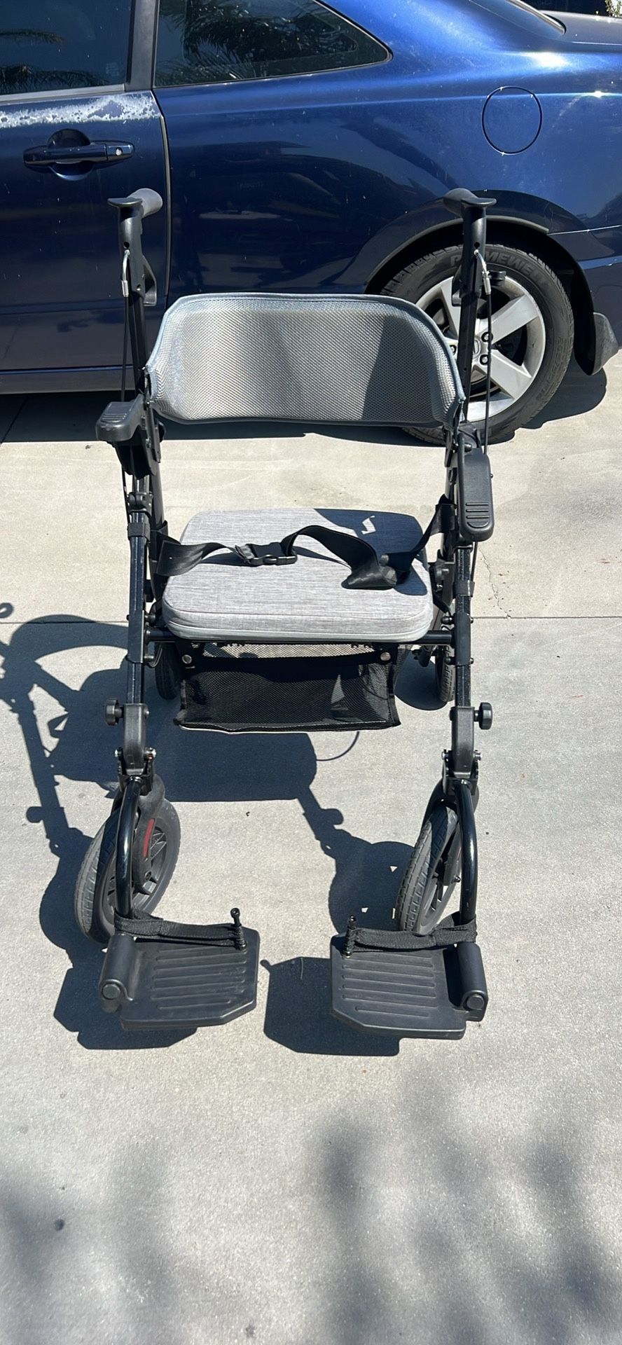 Walker/chair