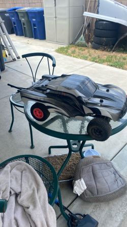 Traxxas 10 scale RC car