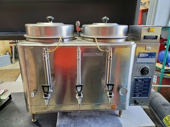 Double, 3 gallon coffee brewer with coffee blender option.