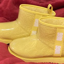 Yellow mini shop uggs