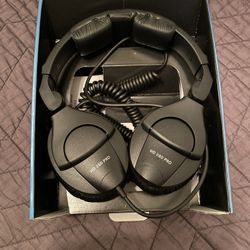 Sennheiser HD 280 Pro headphones
