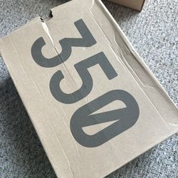 Yeezy 350 V2 Yeezreel