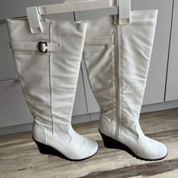 White West Blvd Wedge Boots 6.5 US Women’s 