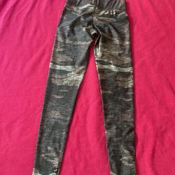 2 Pairs Of Leggings 