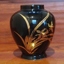 SHIBUI Arita Japan 6" H Black Gold Lilies Single Flower Vase