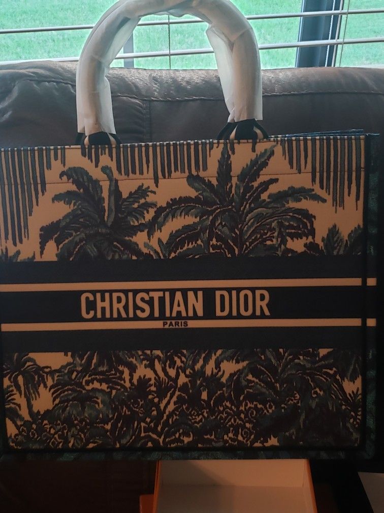 Tote