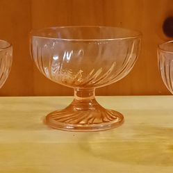 3 Vintage Cristal D'Arques Durand Rosaline Pink Swirl Glass Footed Dessert Bowls