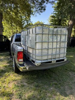 275 Gallon Rainwater Storage Container