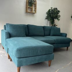 Mays Jonathan Louis Sectional Sofa