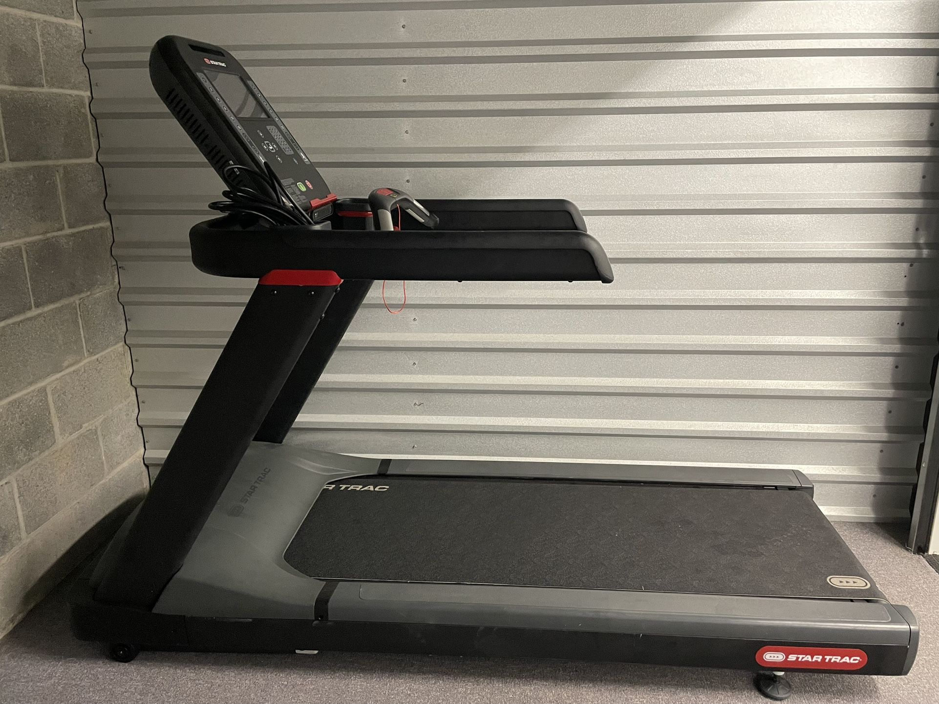 Star Trac Series TR Treadmill w/ 10” LCD ONLY Miles
