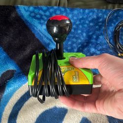 2 Plug and play Joysticks