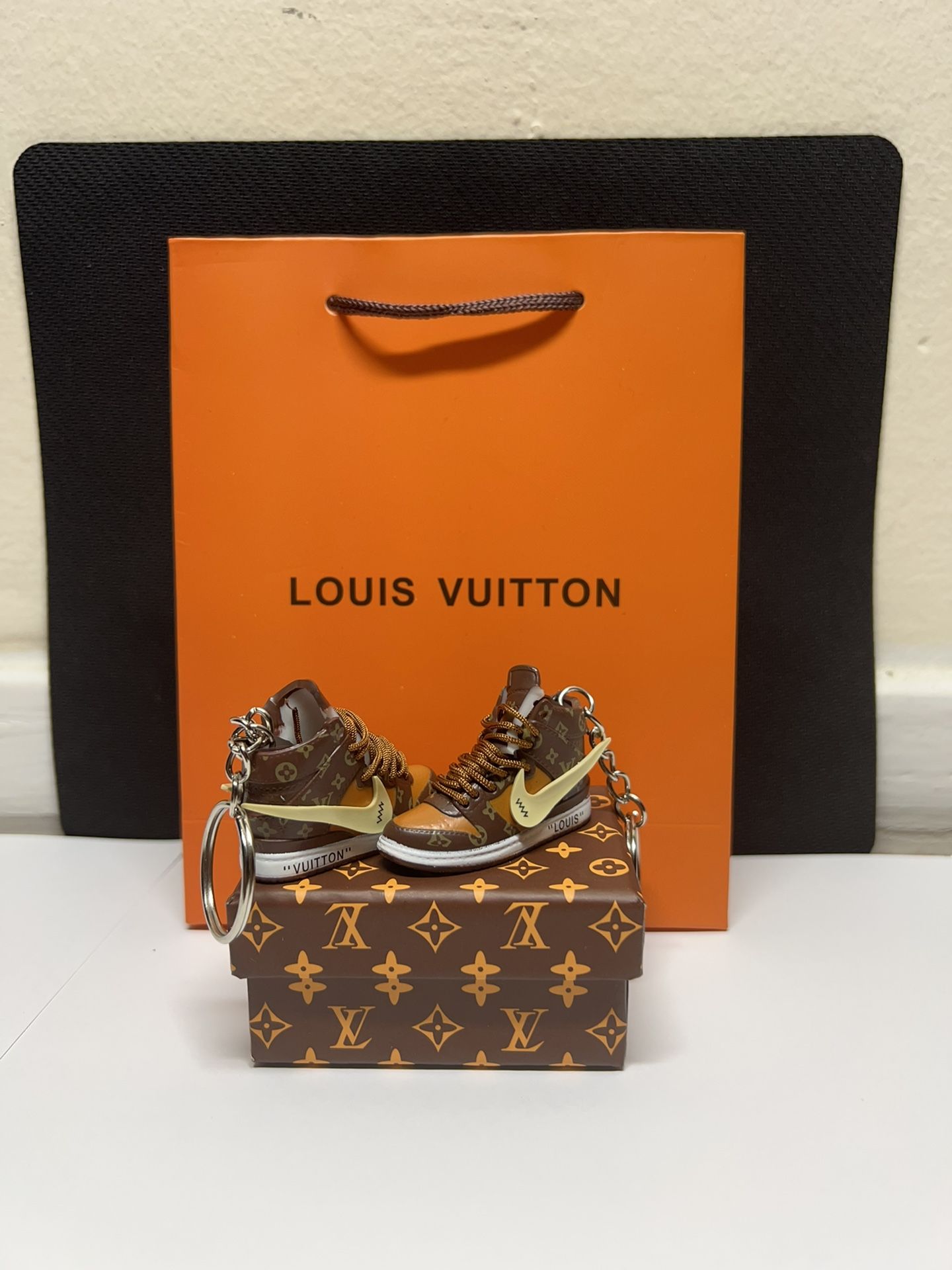 Louis Vuitton Sneaker Mini 3d Keychain/Keyring Free Box and Bag Offer